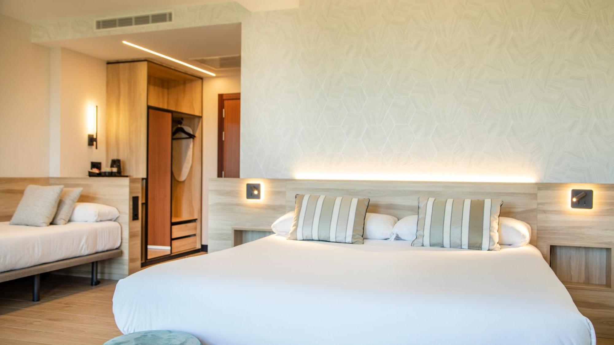 Delfin Azul Hotel